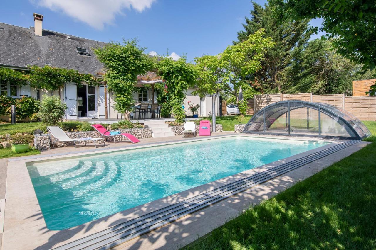Au Coeur Du Bien-Etre, Chalet Avec Piscine Chauffee Et Couverte, Spa, Sauna, Massages Monteaux Εξωτερικό φωτογραφία